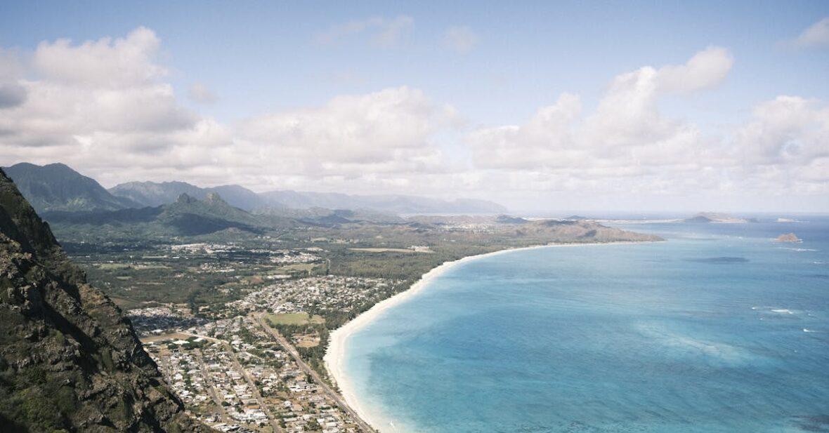découvrez sunny island, votre paradis ensoleillé où la plage, les activités nautiques et la détente se rencontrent. profitez d'une escapade inoubliable dans un cadre idyllique, avec des paysages magnifiques et une ambiance chaleureuse. réveillez vos sens et créez des souvenirs mémorables au cœur de cette destination incroyable.