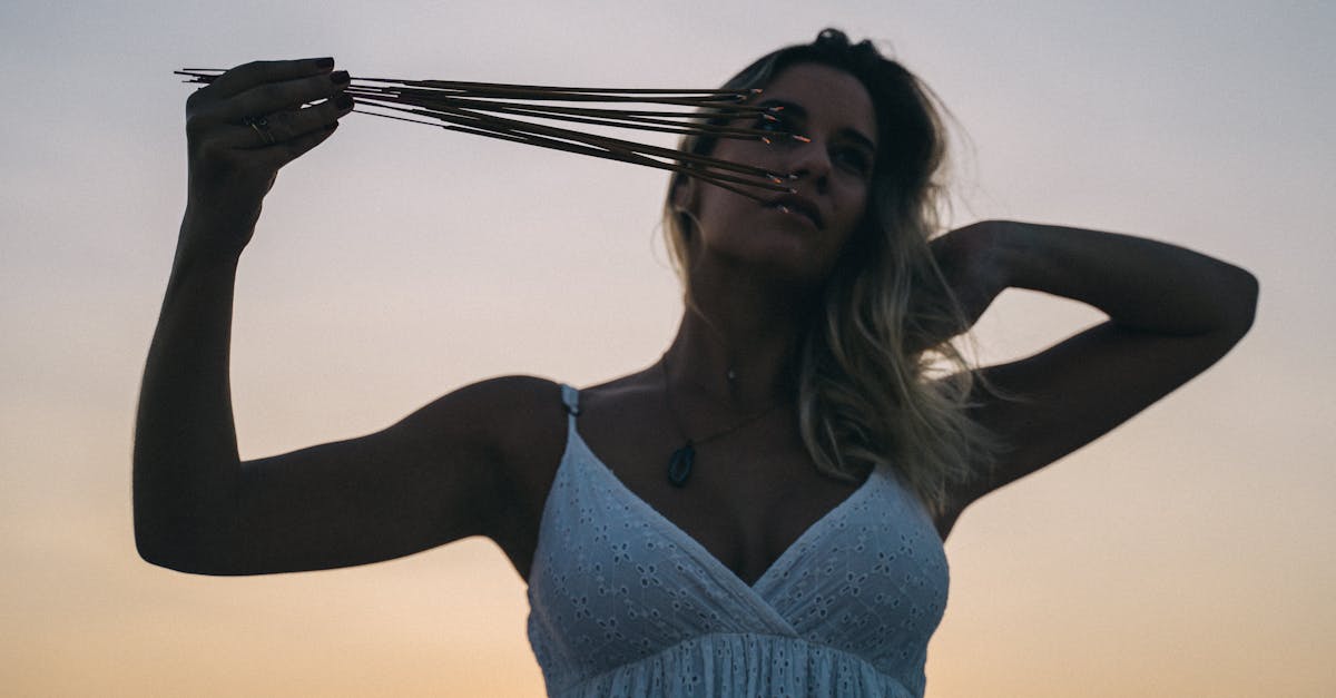 découvrez les secrets de l'incompatibilité astrologique et comment les signes du zodiaque peuvent influencer vos relations amoureuses. explorez les défis et les opportunités que chaque couple peut rencontrer en fonction de leur compatibilité astrale.