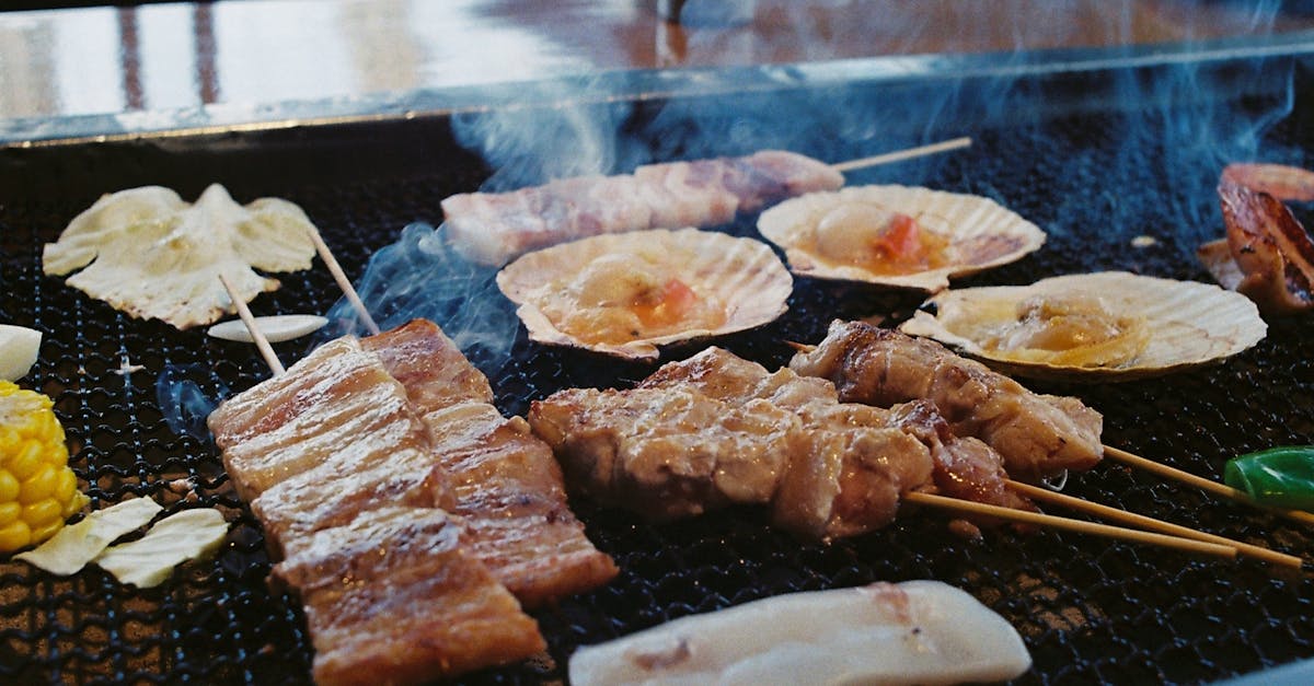 découvrez l'art des brochettes avec nos recettes créatives et savoureuses de skewers. parfaites pour les barbecues, les pique-niques ou les soirées entre amis, ces délicieuses brochettes sauront ravir vos convives. explorez une variété d'ingrédients et de marinades pour personnaliser vos skewers et faire de chaque repas un moment inoubliable.